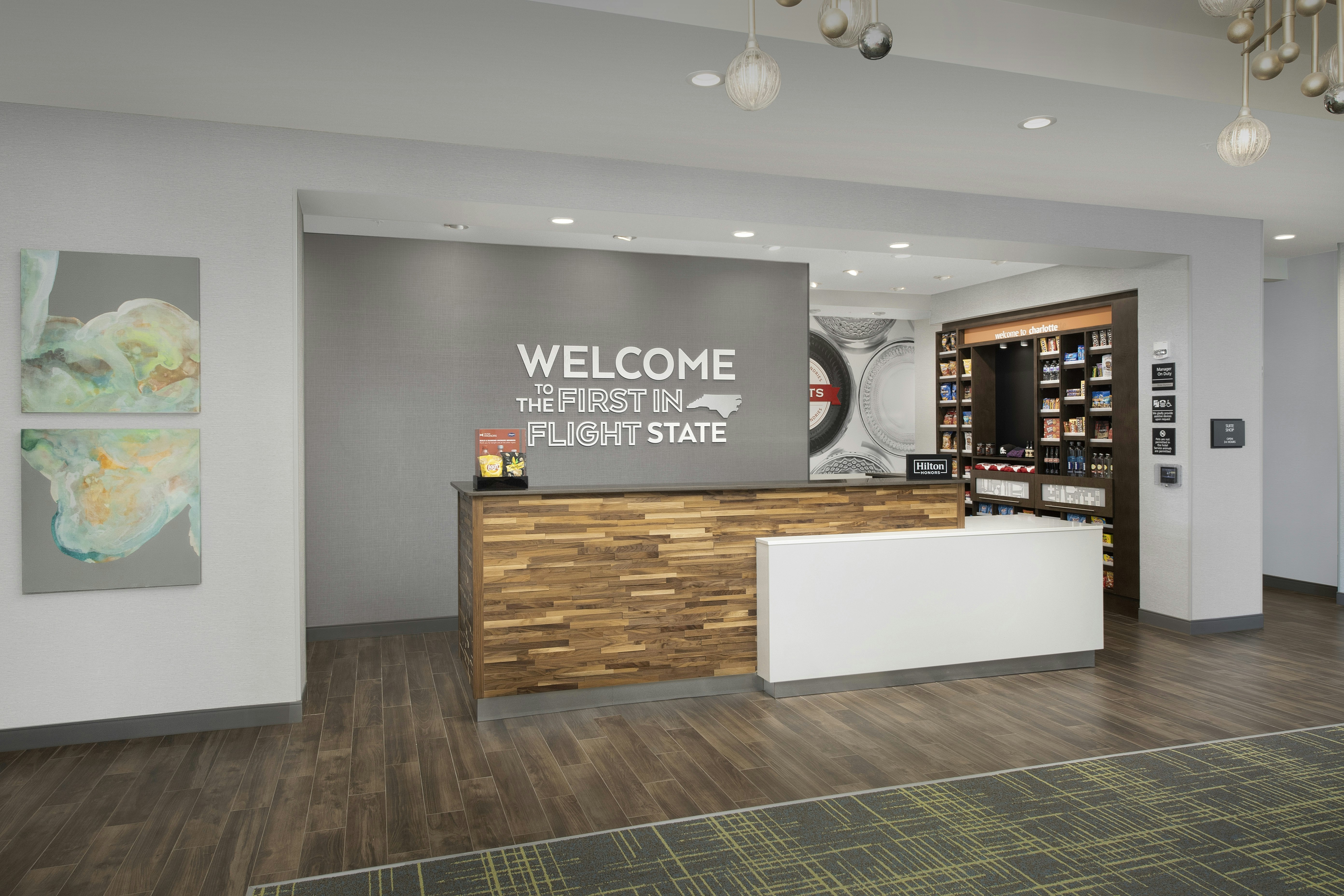Hampton Inn Suites Charlotte Airport Lake Pointe 3/38