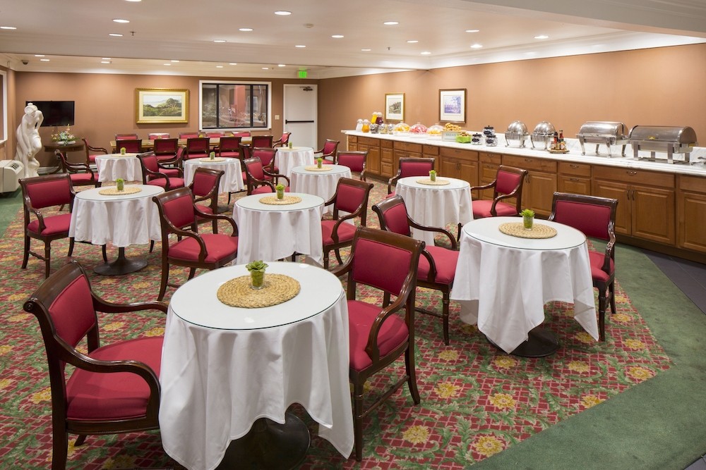 Campbell Inn 36/48