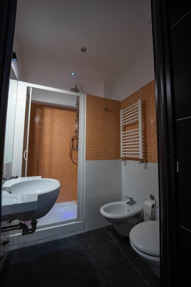 Seven Kings Relais Hotel 50/52