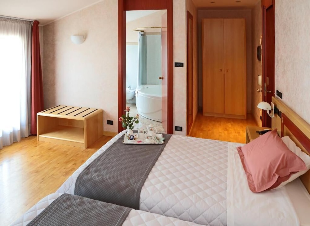 Hotel Conta 24/61