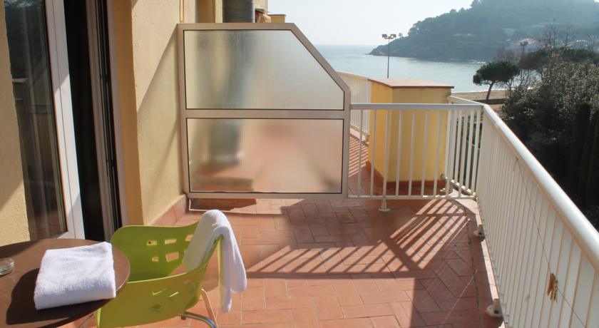 HOSTAL LA FOSCA 43/66