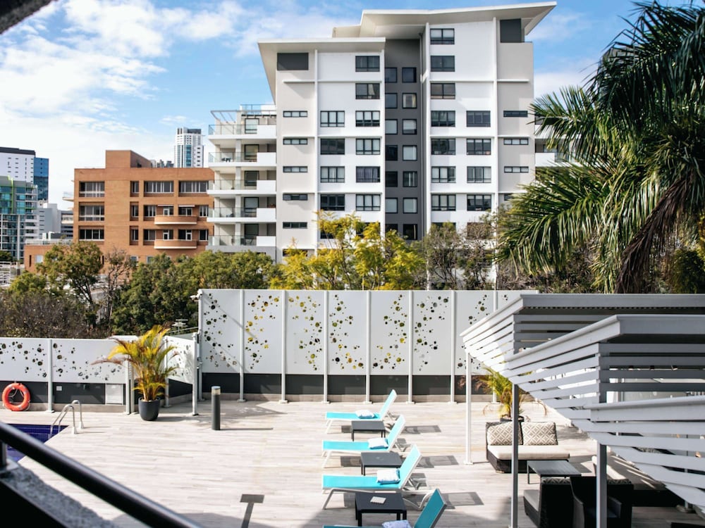 Mercure Brisbane Spring Hill 52/61