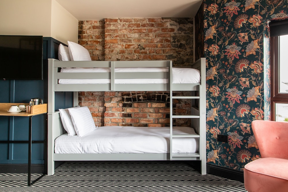Hotel Avoca 17/35