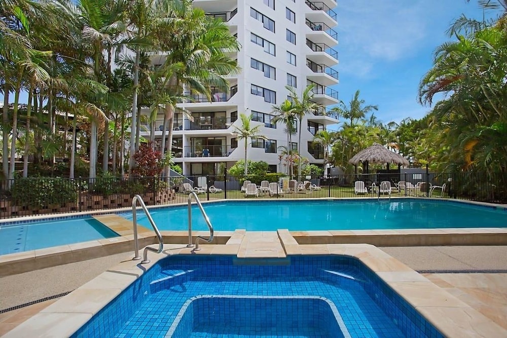 HORIZONS HOLIDAY APARTMENTS 48/79