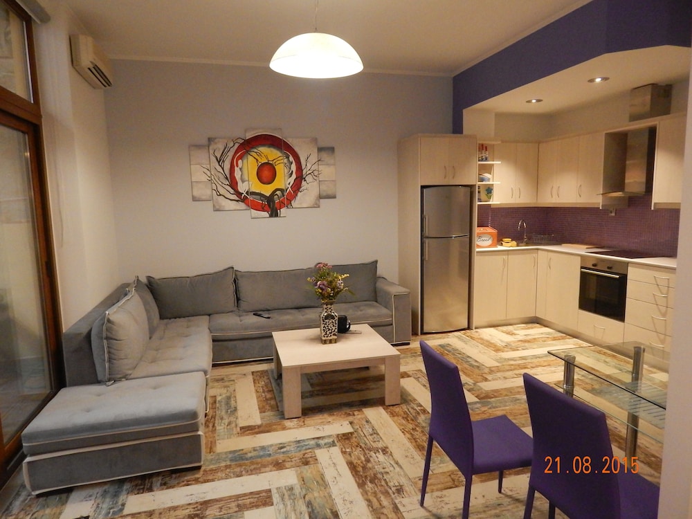 Casa Kasteli 28/50