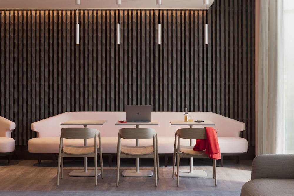 Okko Hotels Paris La Defense 46/51