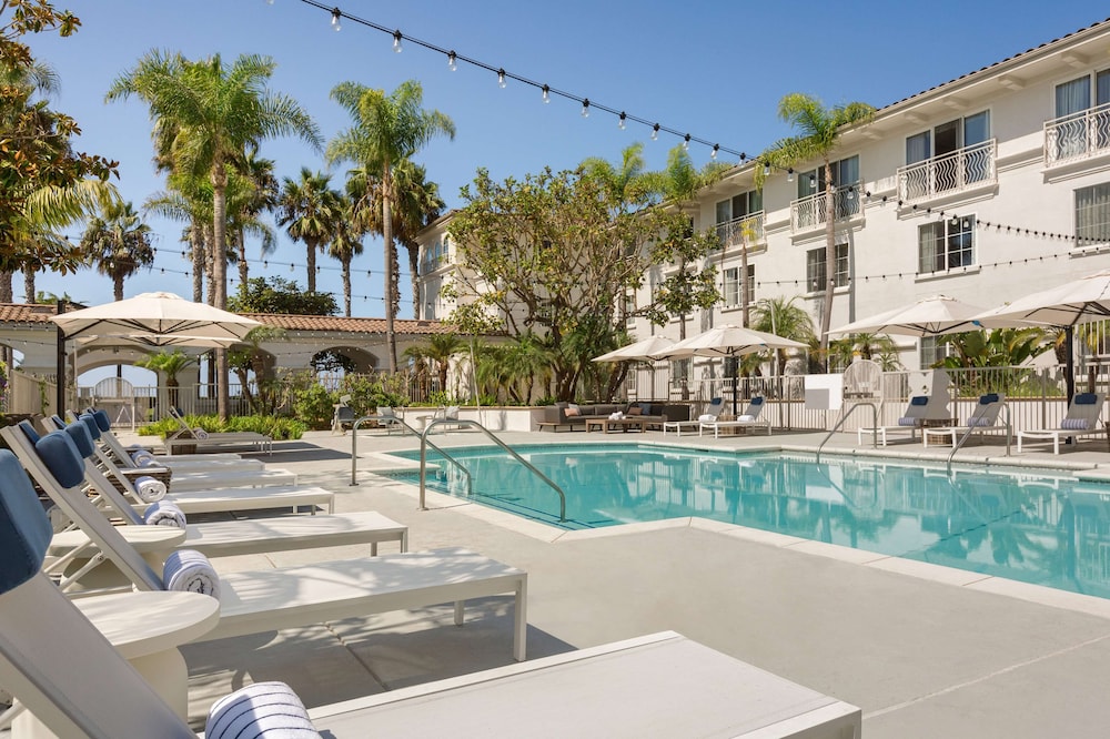 Hilton Garden Inn Carlsbad Beach 39/92