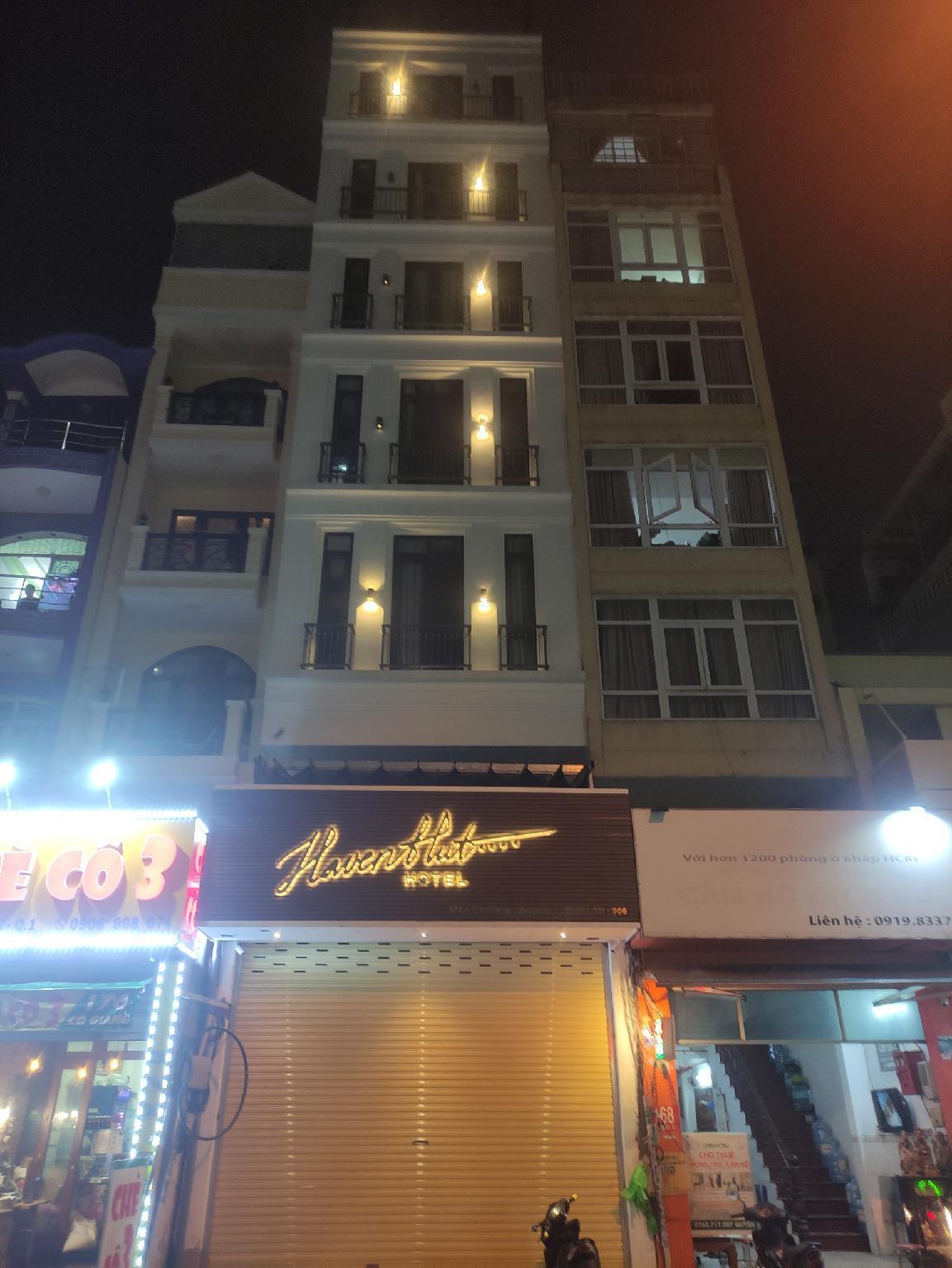 Haven Hut Hotel 2/50