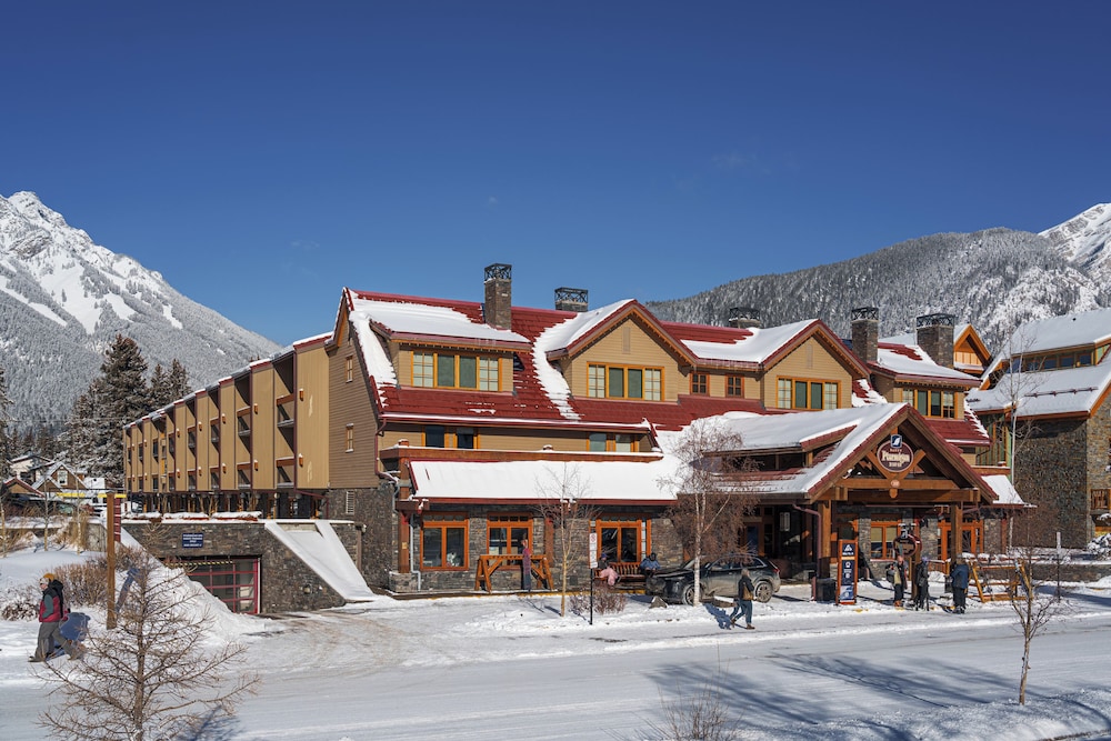 Banff Ptarmigan Inn 6/64