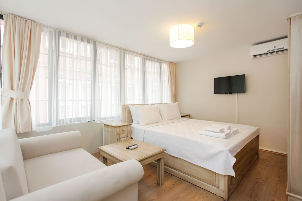 SUITE, DOUBLE BED, TERRACE