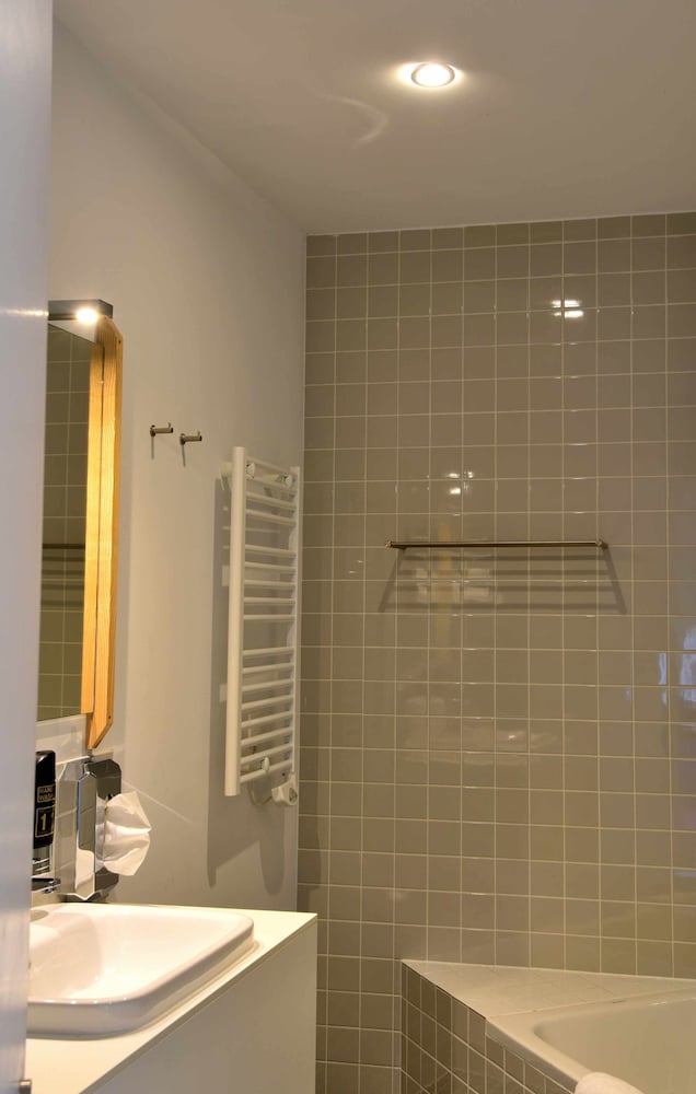 Belvue Hotel 46/50