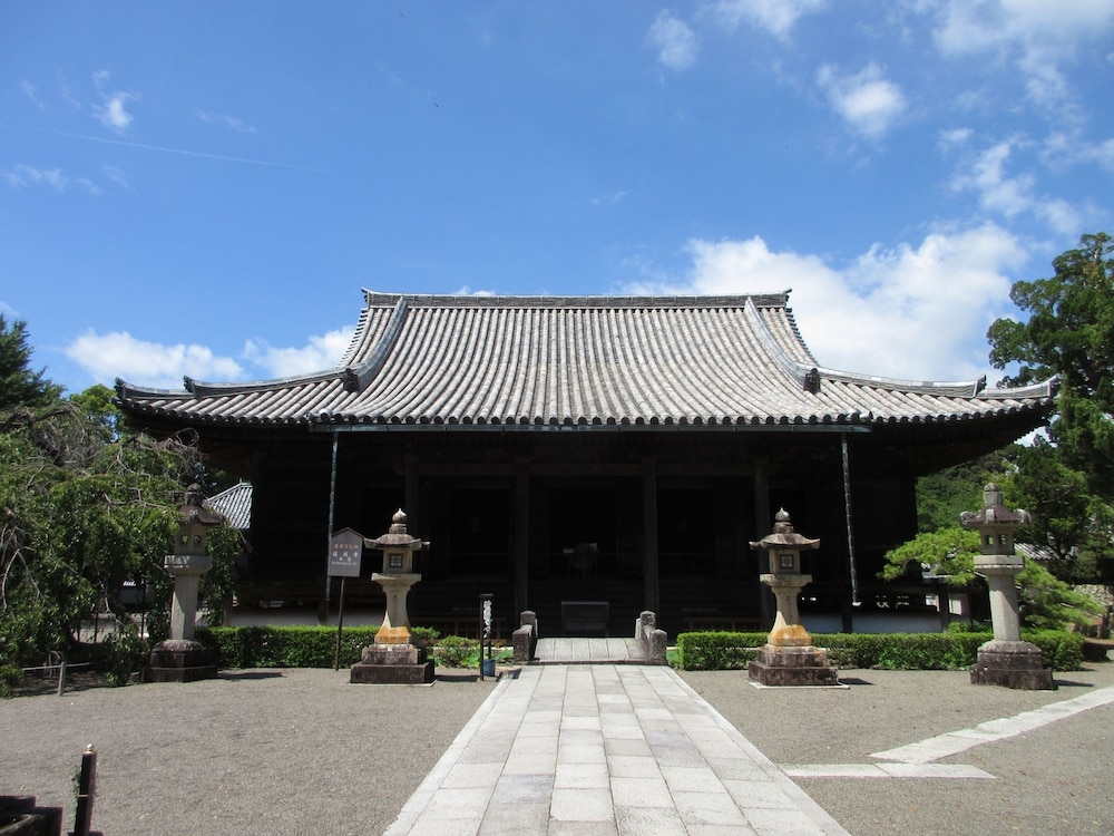 Katsuya Inn 5/48