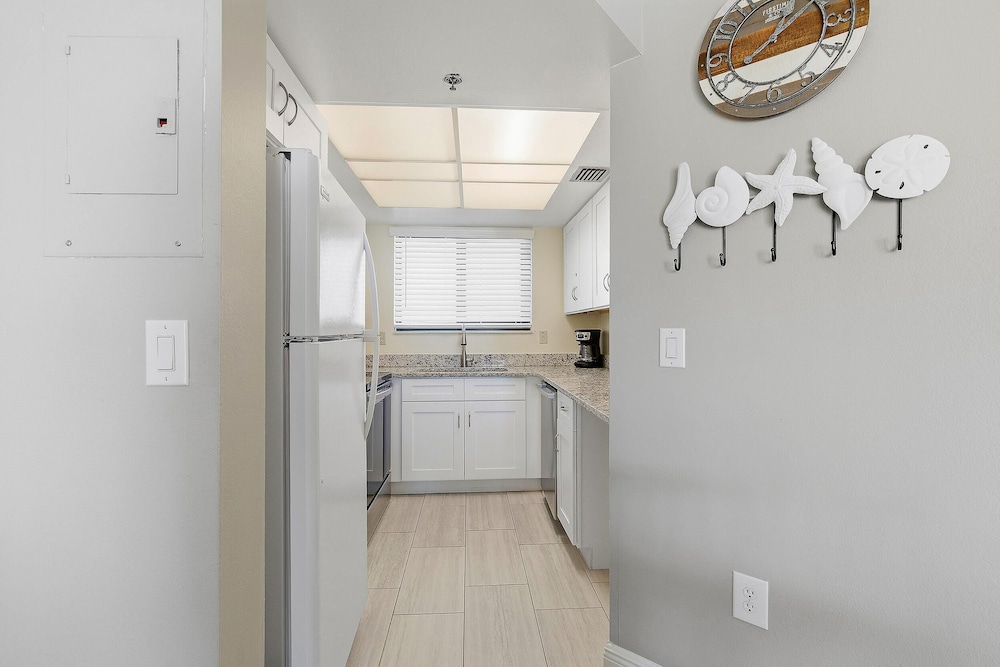 Ocean Trillium Suites 16/50