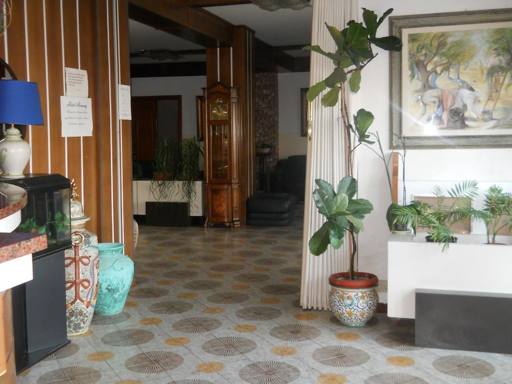 Hotel Harmony 8/41