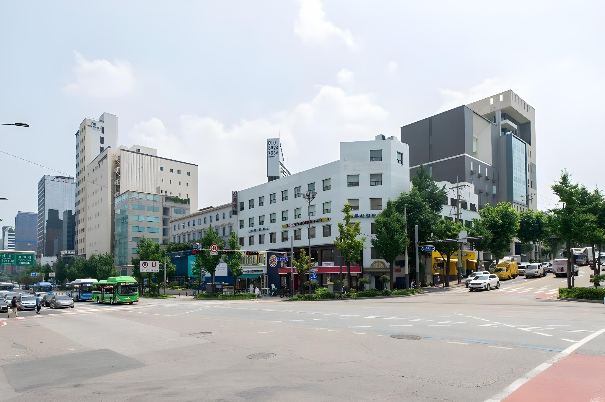 Bobo Hotel Hong Dae 38/41