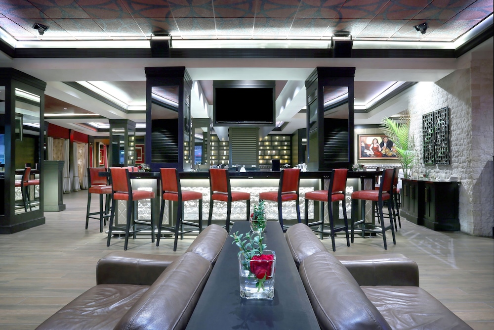 Wyndham Grand Fallsview Hotel 52/65