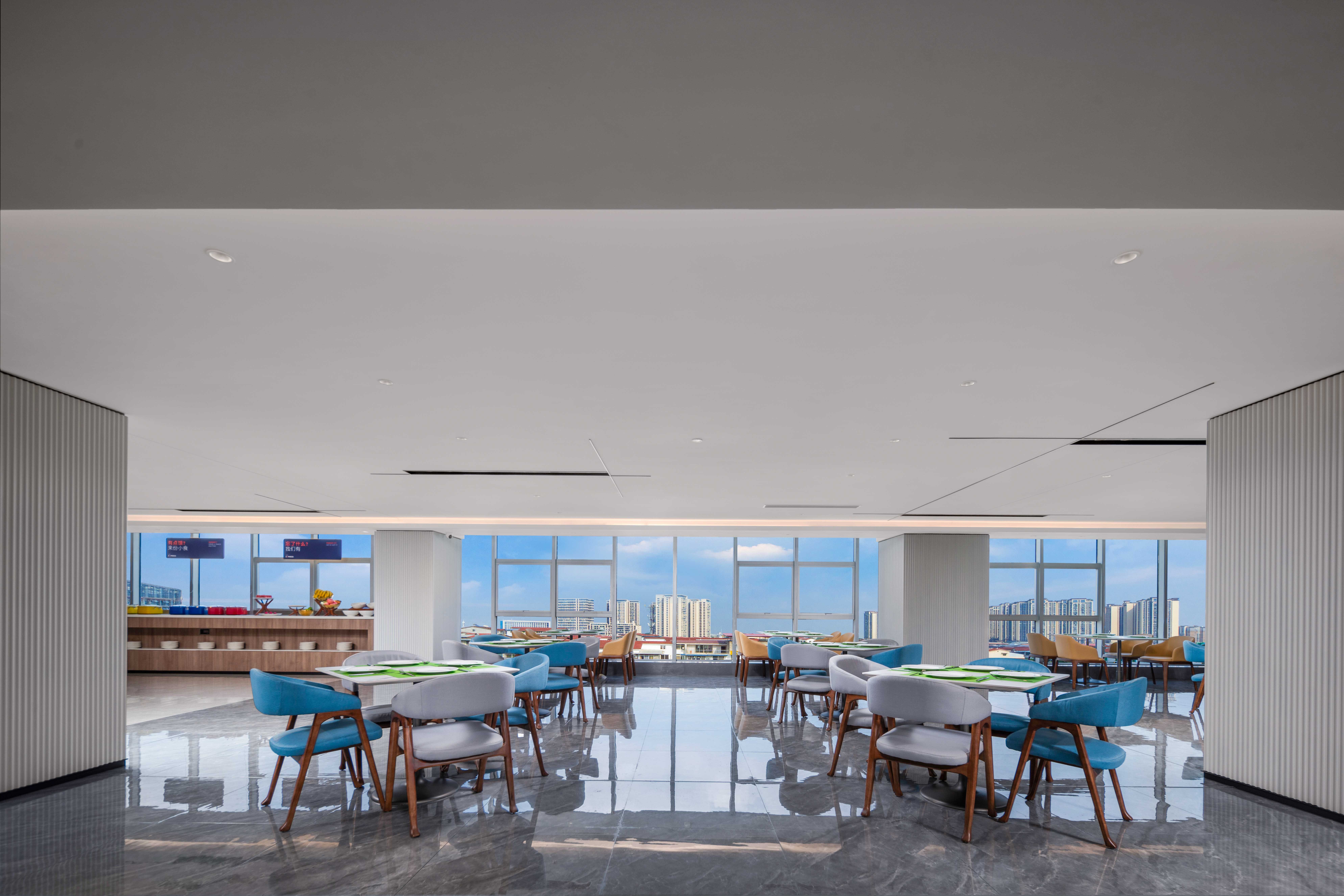 Holiday Inn Express Mianyang Sci-Tech City 43/51