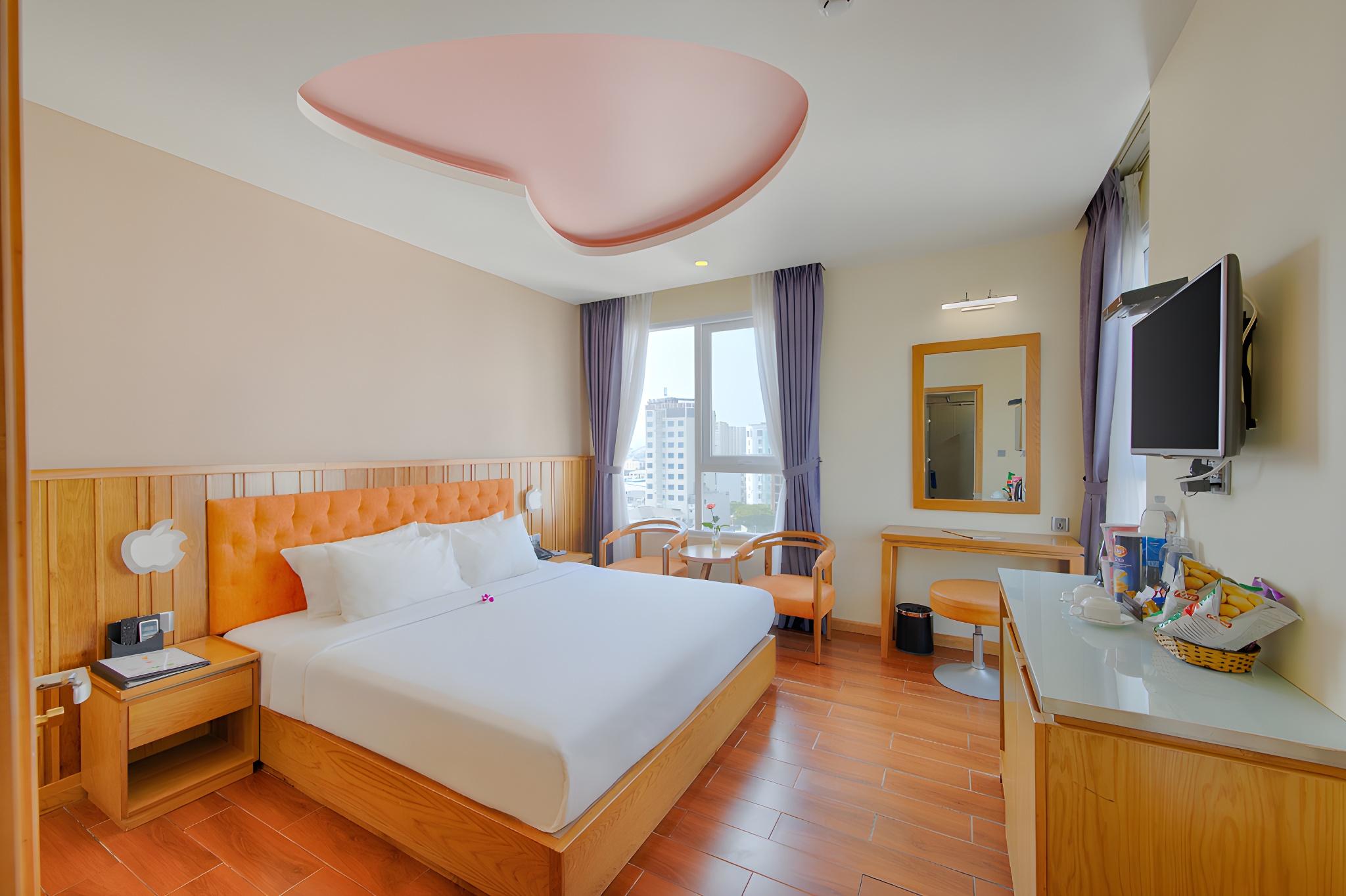 Deluxe, King Bed, Balcony
