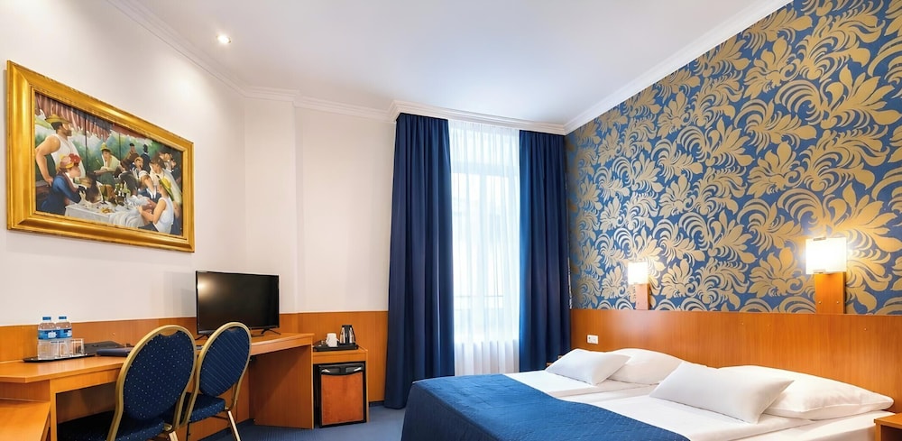 Hotel Atlanta Budget 25/50
