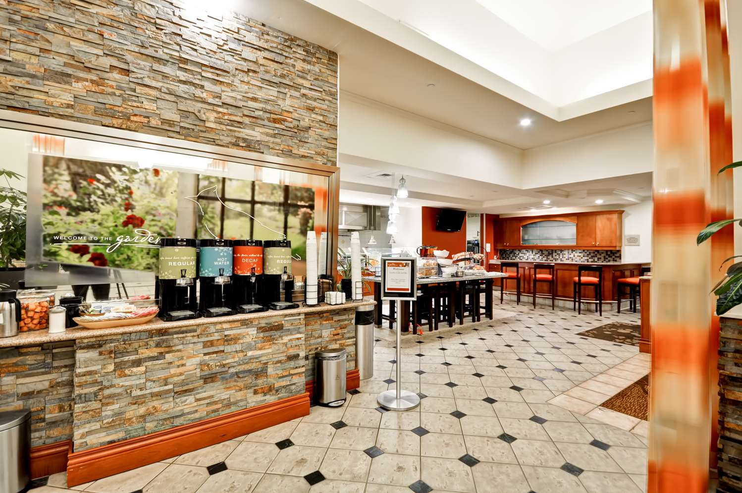 restaurant cafeteria
