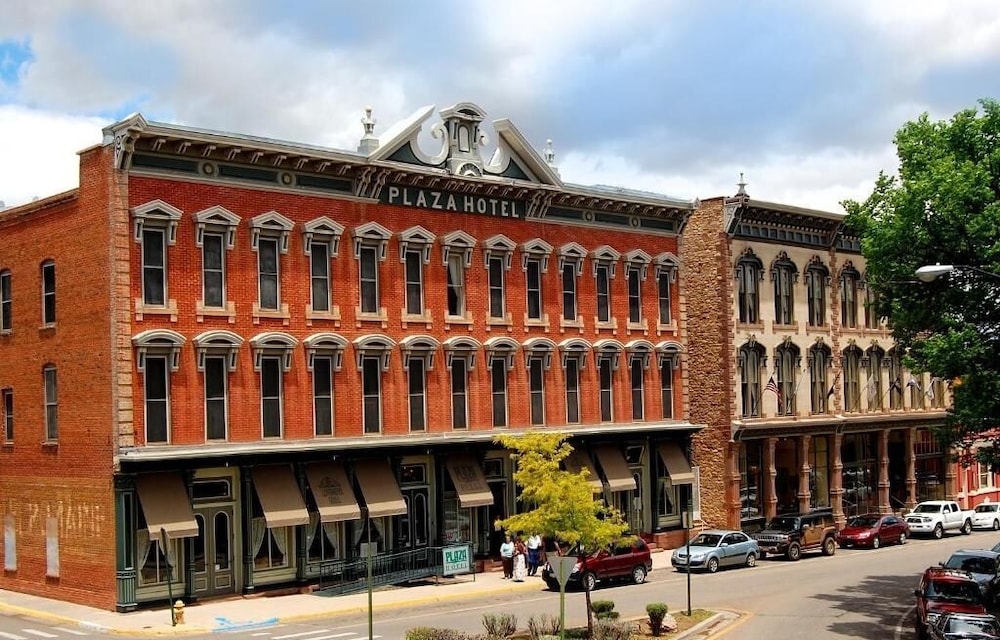 Historic Plaza Hotel 9/22