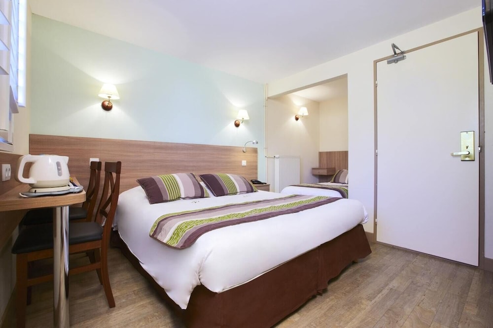 Kyriad Le Touquet Hotel 8/30