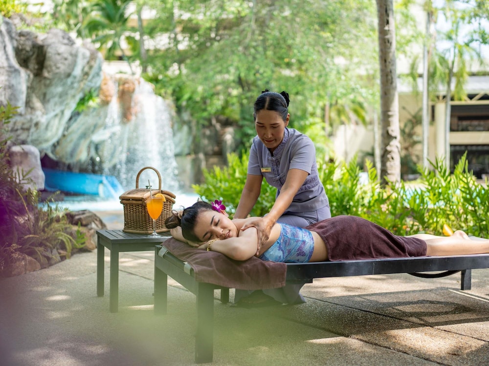 Pullman Phuket Karon Beach Resort 47/80