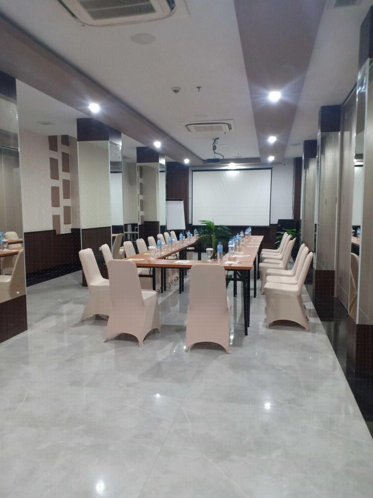 Sonaview Hotel 30/33