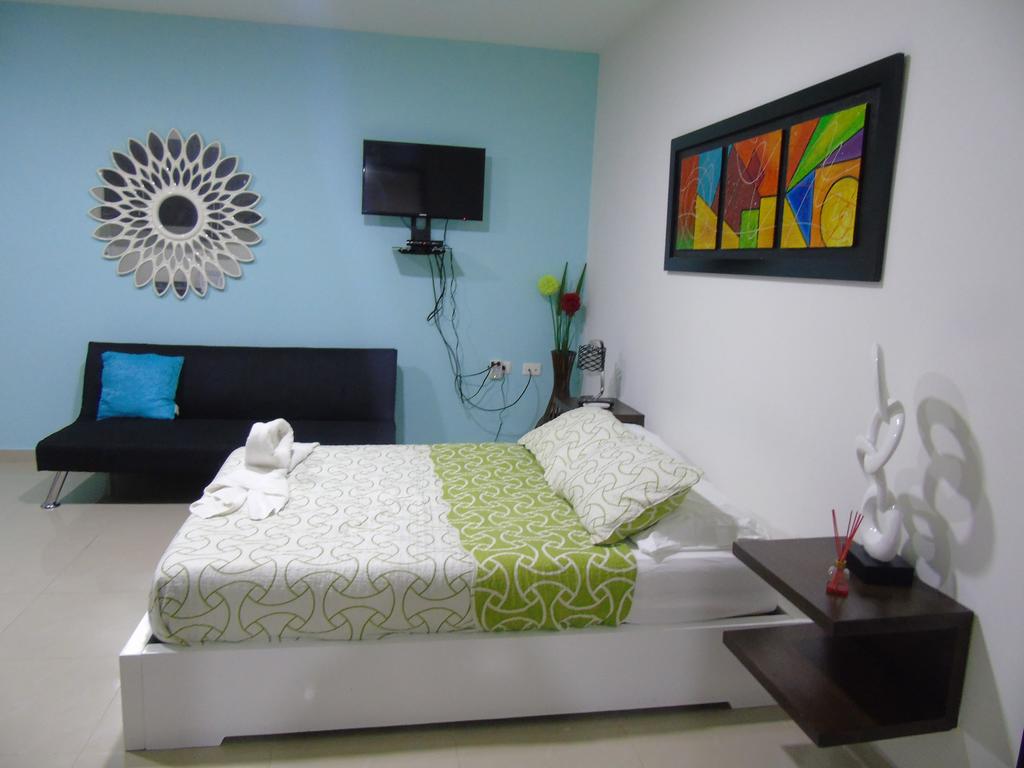 Apartahotel Bahía Tropical 1 8/13