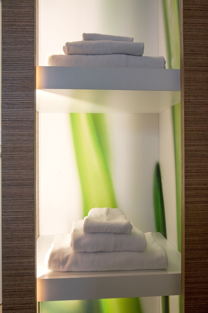 Oxygen Lifestyle Hotel photo2