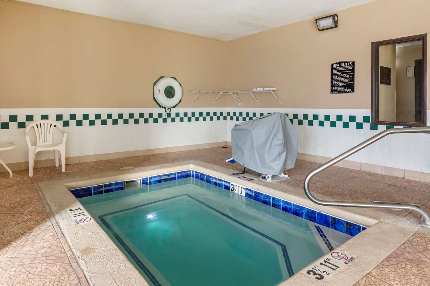 Comfort Inn & Suites Alameda At Albuquerque Balloon Fiesta Park 15/30