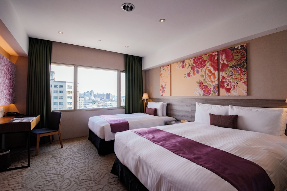 Aeris International Hotel 15/61