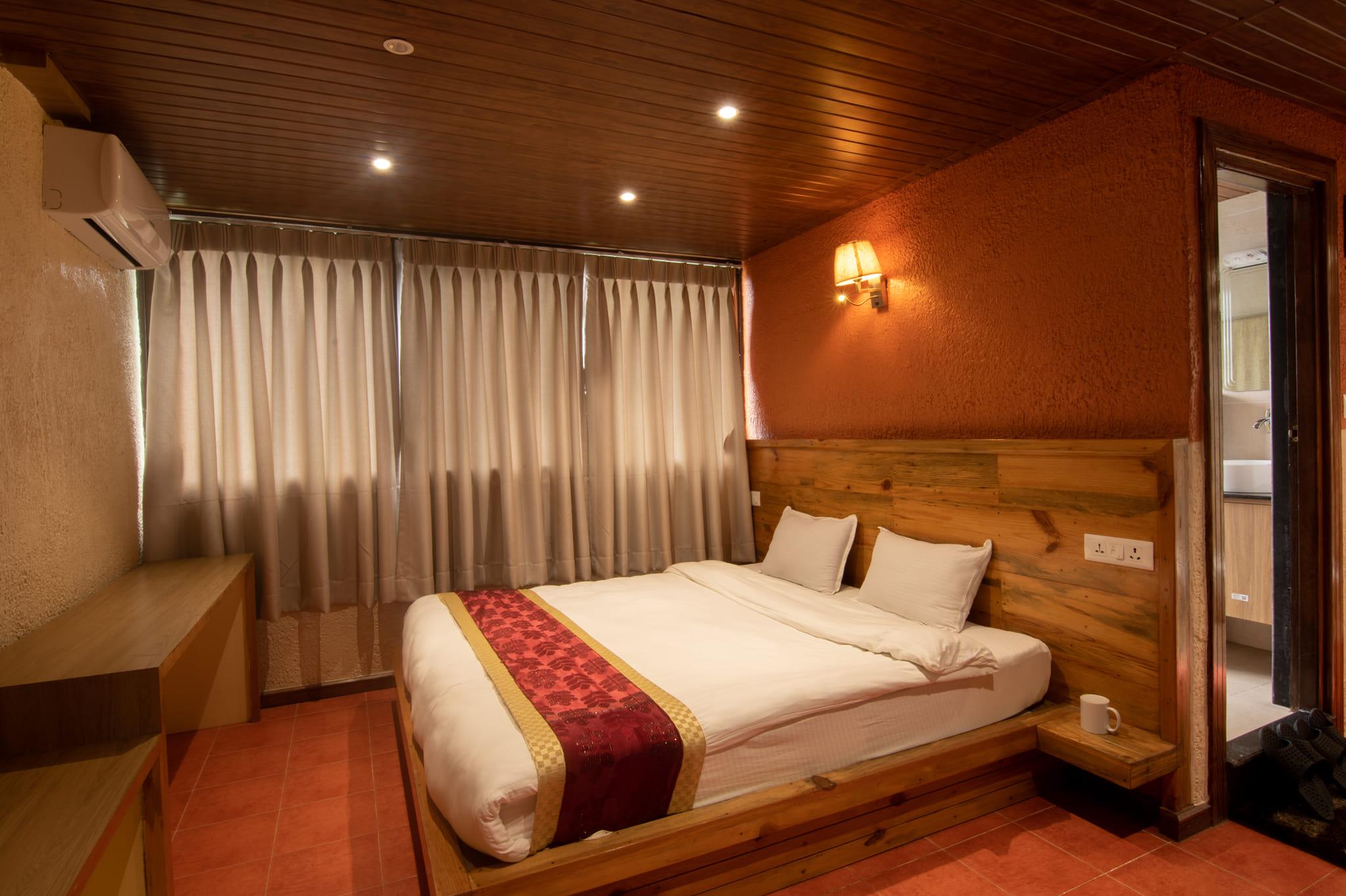 Deluxe, No Balcony