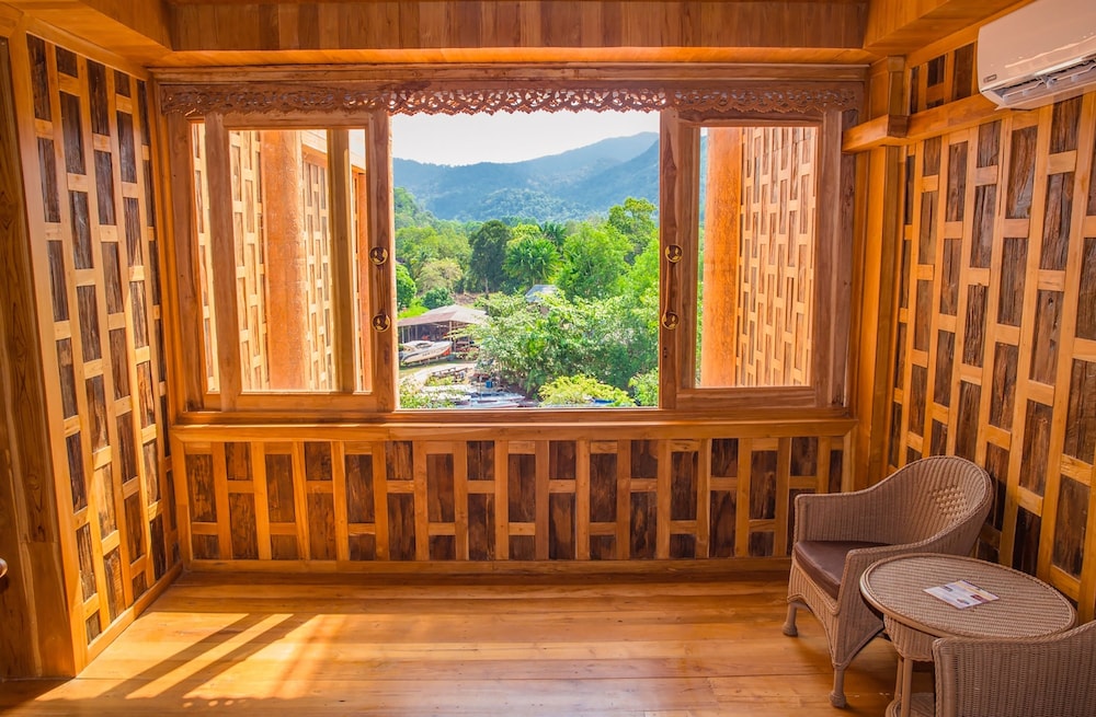 Santhiya Koh Chang Resort 39/75