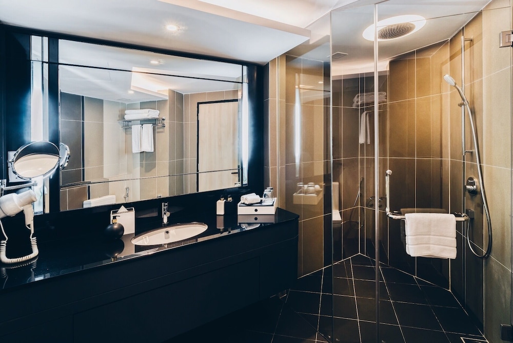 The Kuala Lumpur Journal Hotel 19/50