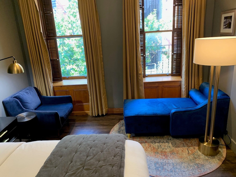 Blue Moon Boutique Hotel 37/50