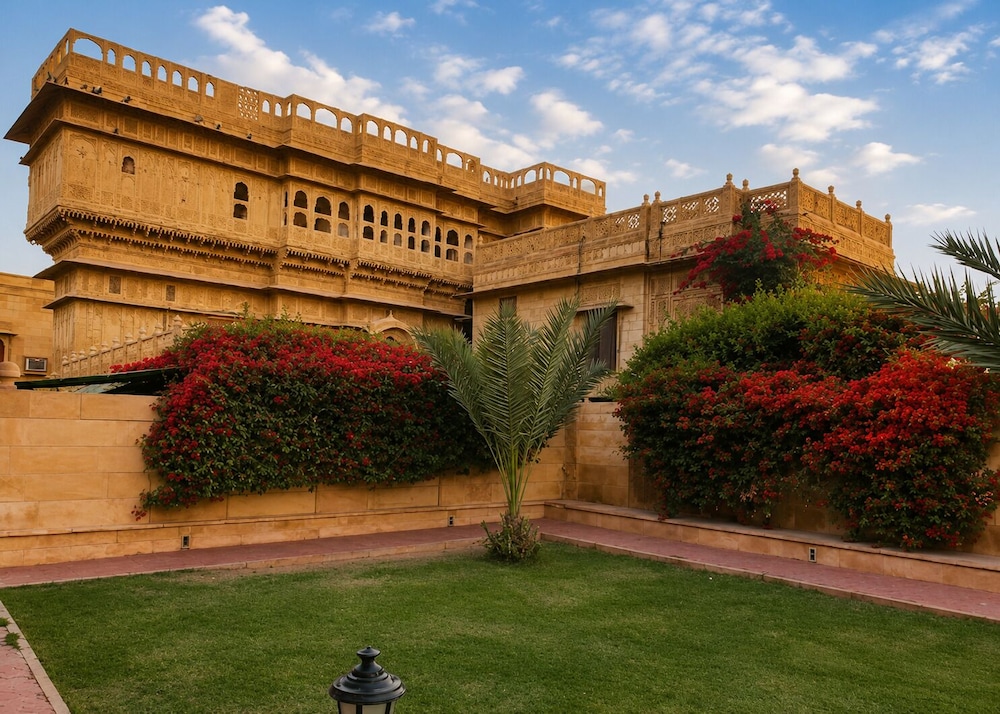 WelcomHeritage MANDIR PALACE 62/63