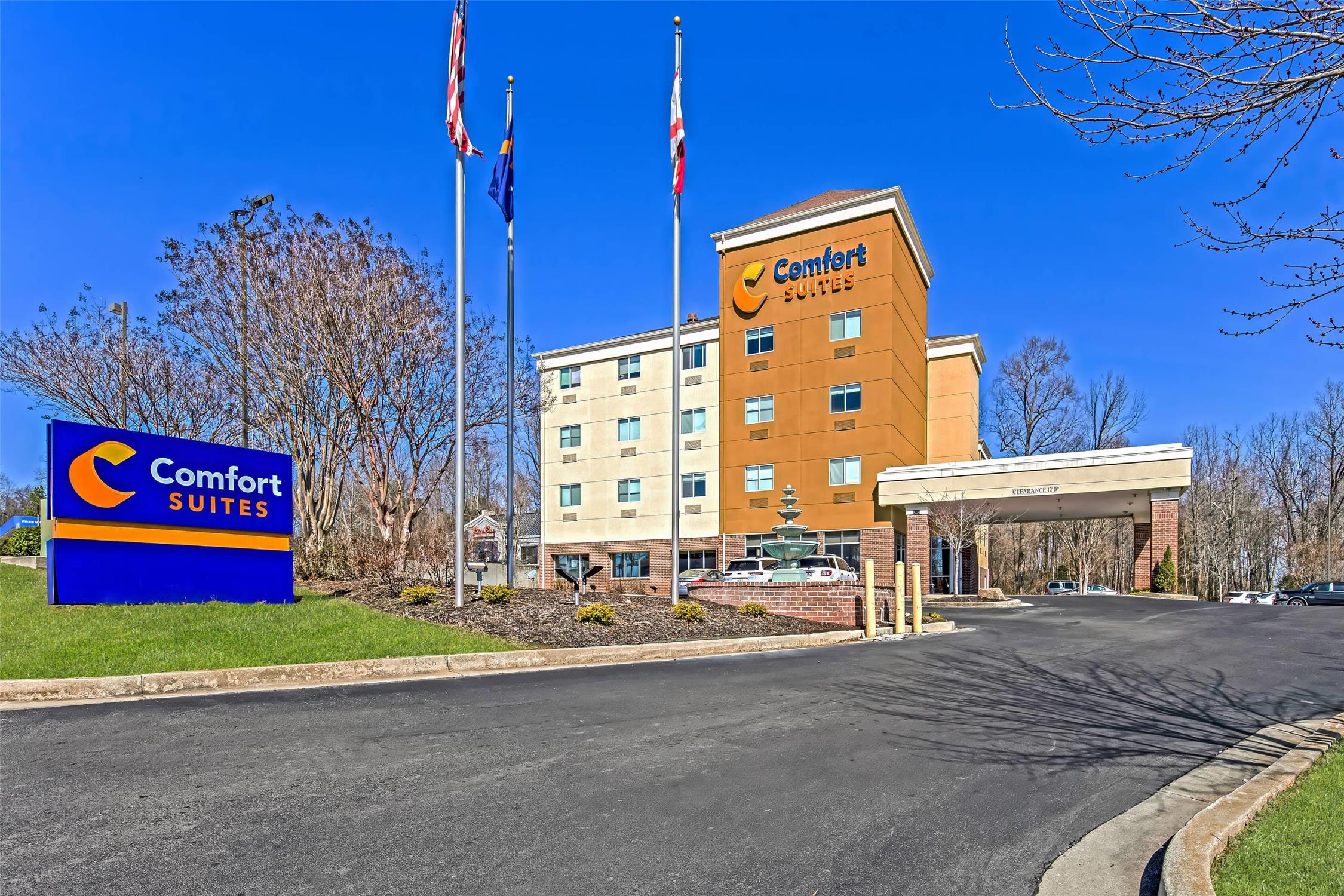 Comfort Suites Huntsville MidCity District at Research Park 3/19