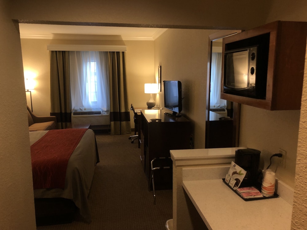 Comfort Inn Early Brownwood 29/32
