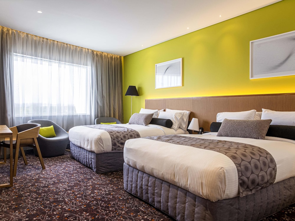 Mercure Sydney Liverpool 16/48