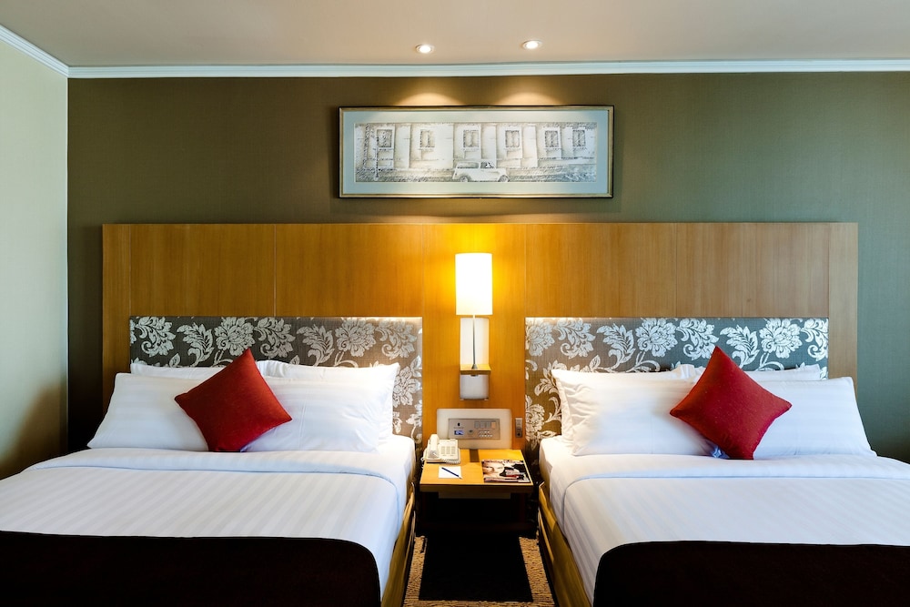 Royal Princess Larn Luang Bangkok Hotel 25/69