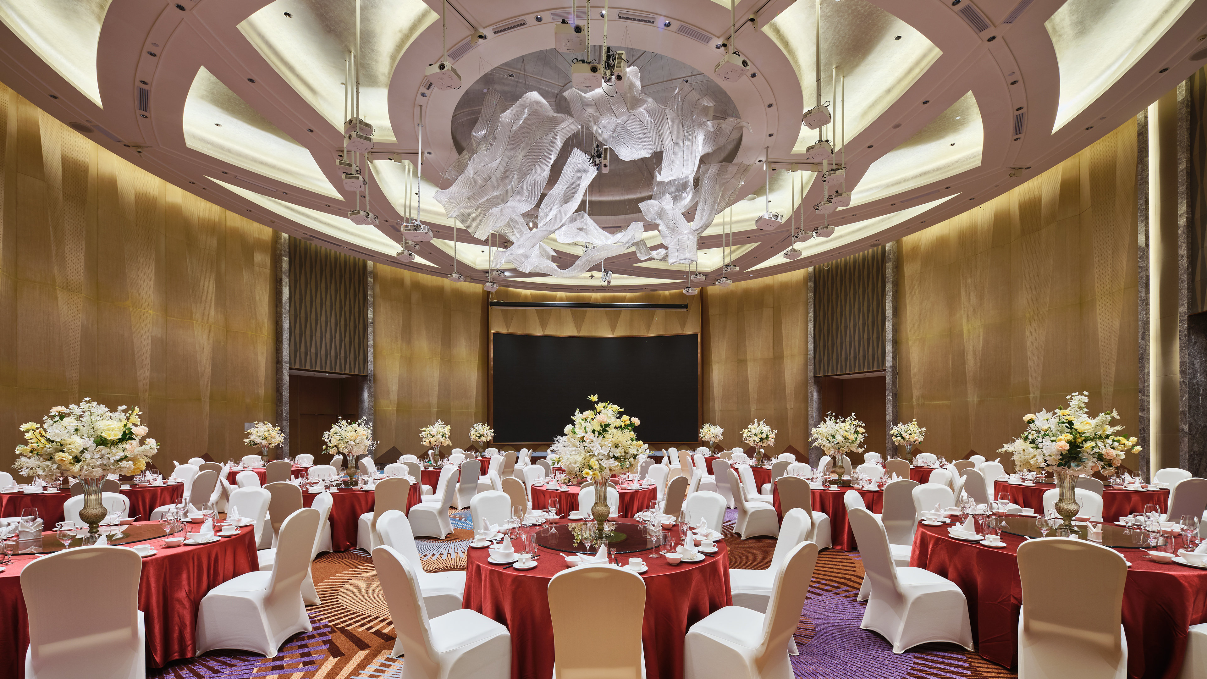 Holiday Inn Xining Hot-Spring 49/58