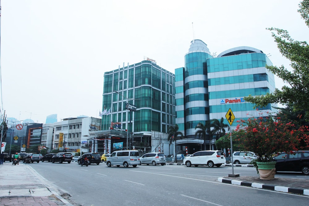 Business Hotel Tomang Jakarta 10/64