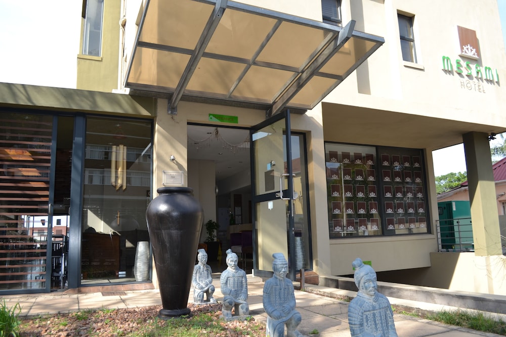 Mesami Hotel 3/37