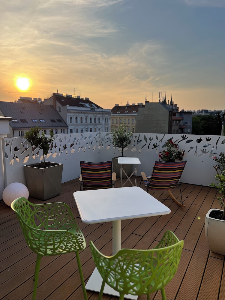 Hotel Rathaus Wein & Design 46/50