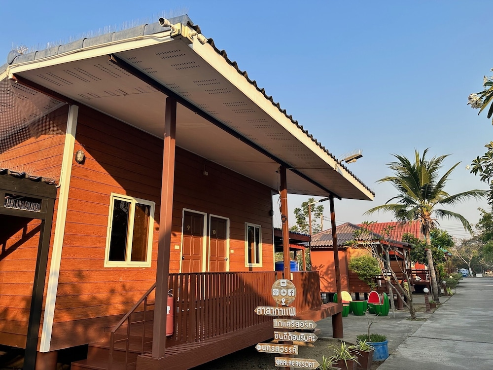 Kalae Resort 3/50