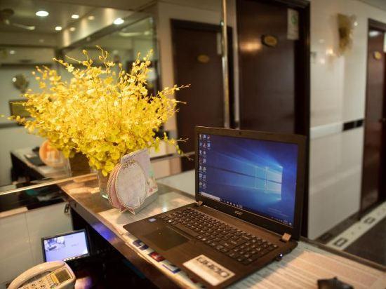 New Shanghai Guest House 17/19