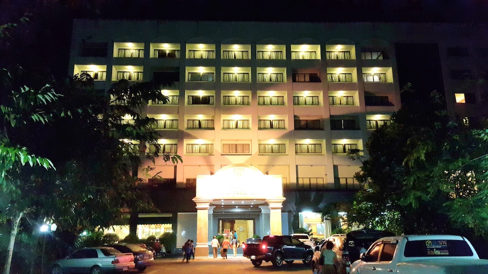 Grand Park Hotel 2/69