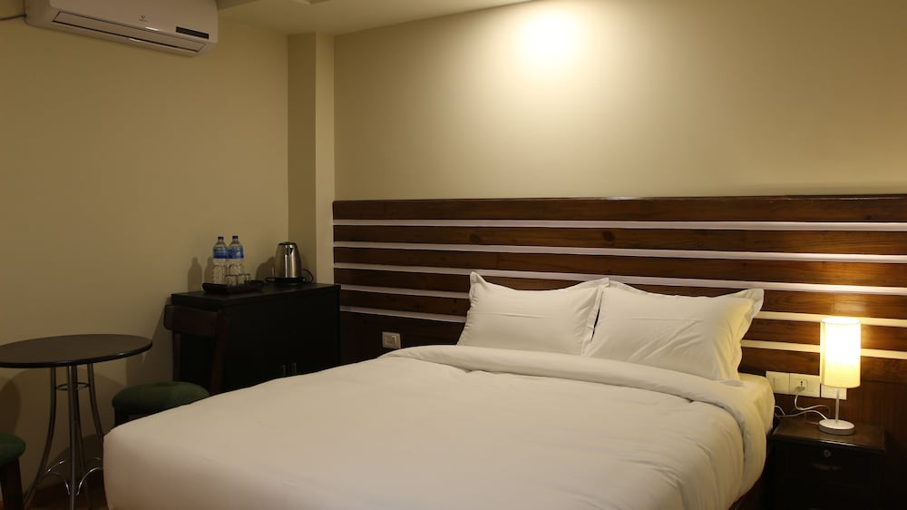 Truly Asia Boutique Hotel 16/55