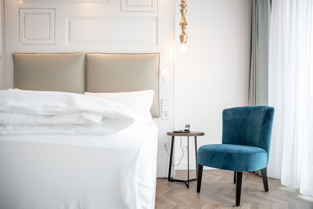 HOTEL INDIGO DRESDEN - WETTINER PLATZ 34/79